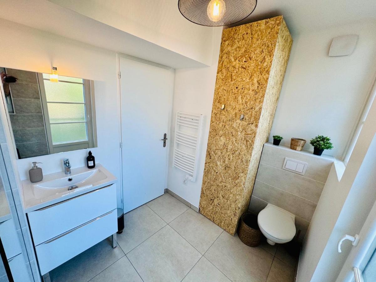 Apartamento Chaleureux T2 Proche Gare Bourgoin-Jallieu Exterior foto